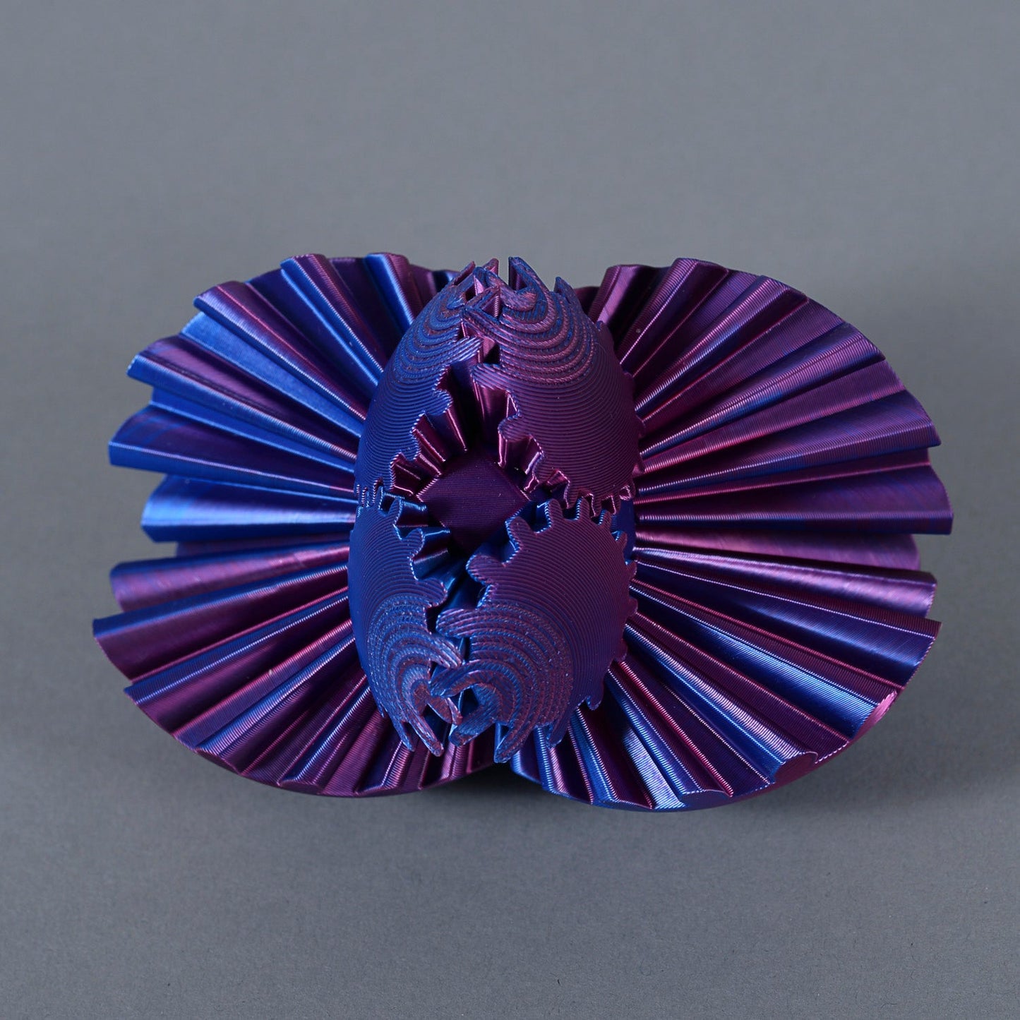 Innovative Gear Ball for Creative Hands